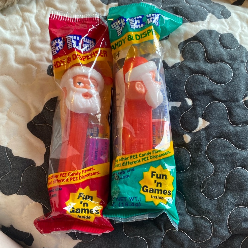 Santa Pez dispenser